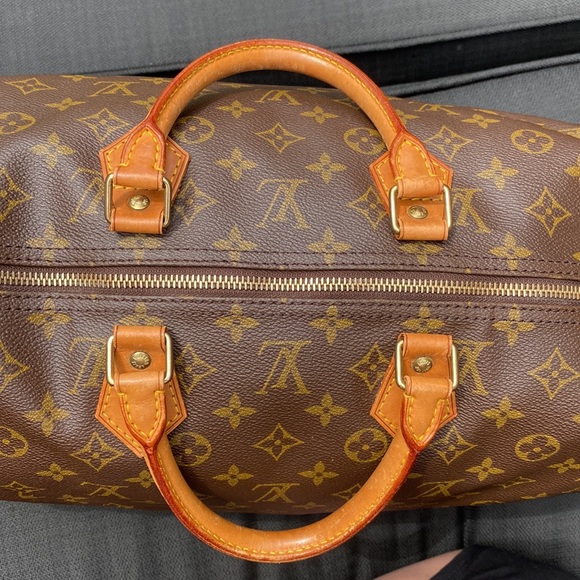 Louis Vuitton Handbags - Louis Vuitton Speedy 40